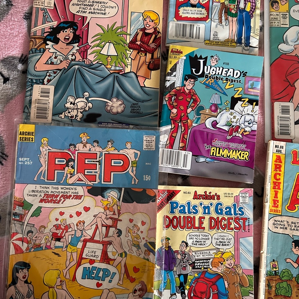 Archie Comics - Picture 4 of 4